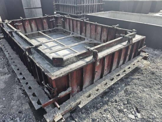 Zbiorniki betonowe Zduńska Wola w procesie produkcji